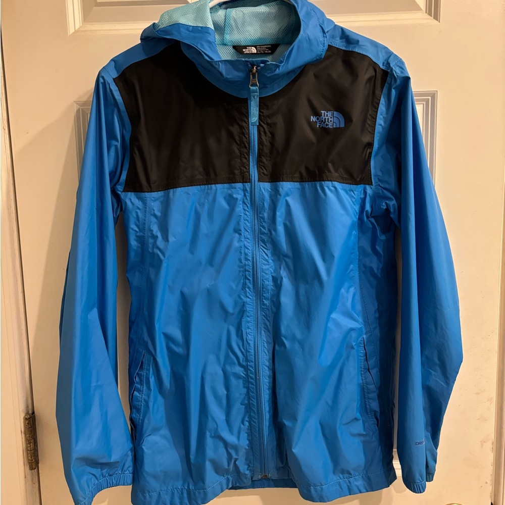 The North Face  boys Blue and Black Jacket